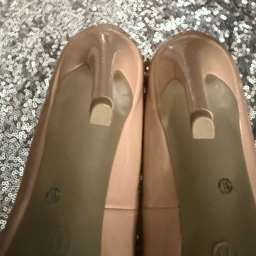 Worthington nude Stiletto Heels Classic Design - Picture 12 of 12